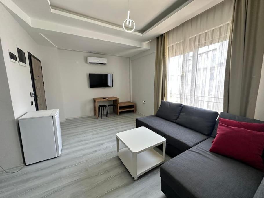 Denize Yakin Lueks Daire Antalya